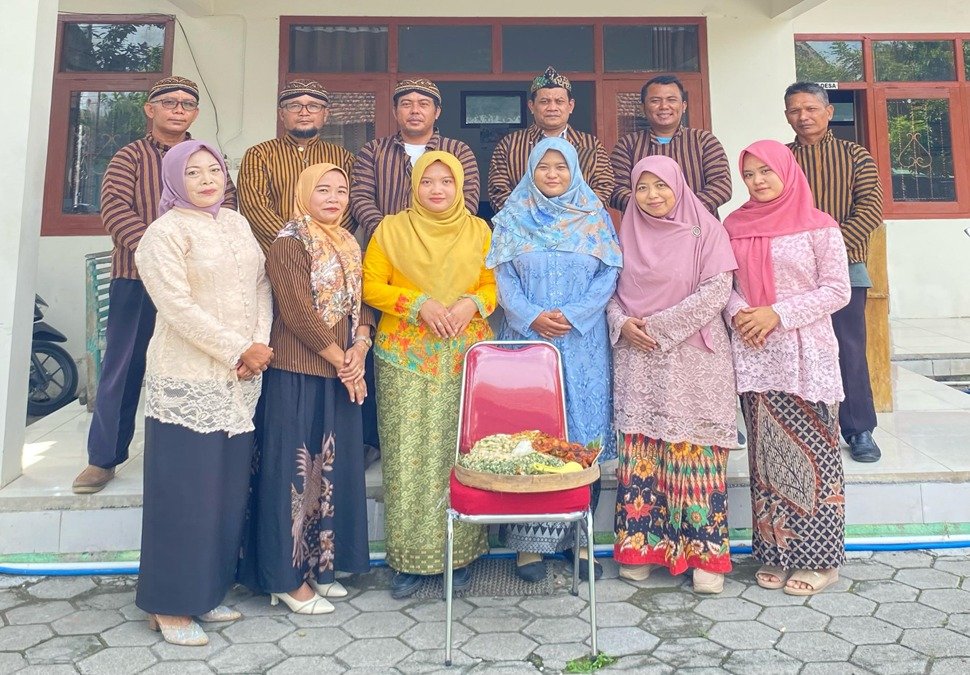 Peringatan Hari Kartini 2025 di Kantor Desa Sidolaju Berlangsung Sederhana Namun Penuh Makna