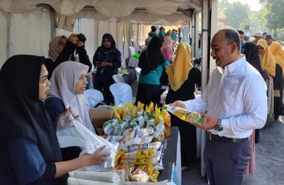 Sambut Hari Jadi ke-667 dan HUT RI ke-80 Pemkab Ngawi Gelar Pasar Pangan Murah