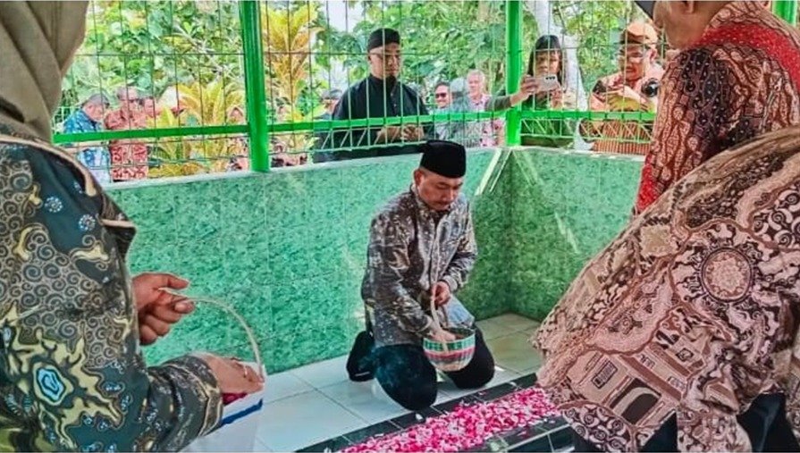 Ziarah Leluhur Warnai Peringatan Hari Jadi ke-667 Kabupaten Ngawi