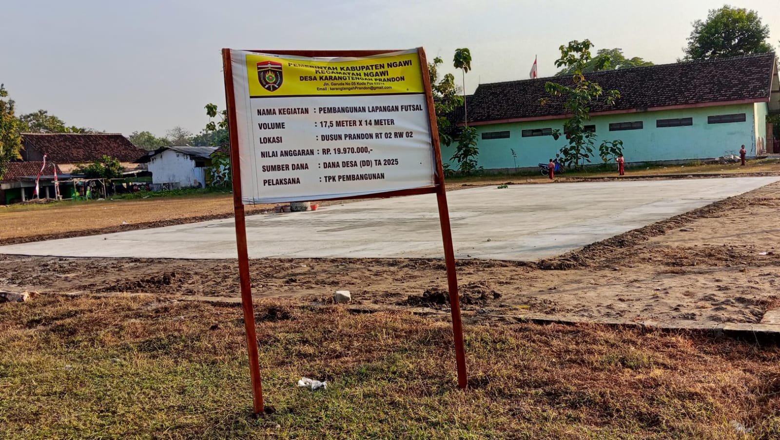 Pembangunan Lapangan Futsal Desa Karangtengah Pradon
