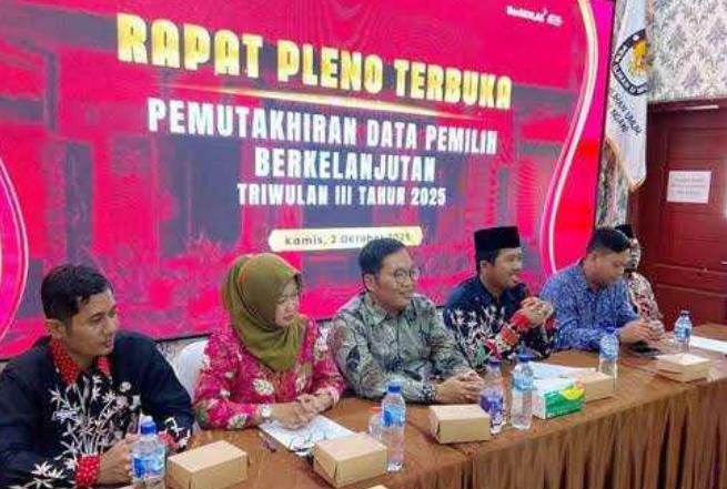 KPU Ngawi Gelar Rapat Pleno Terbuka PDPB Triwulan III 2025, Temukan 116 Pemilih Berusia 100 Tahun ke Atas